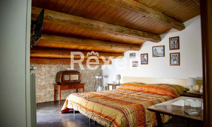 Rexer-Ragusa-Ampia-casa-storica-su-pi-livelli-Altro