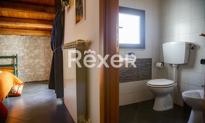 Rexer-Ragusa-Ampia-casa-storica-su-pi-livelli-Altro