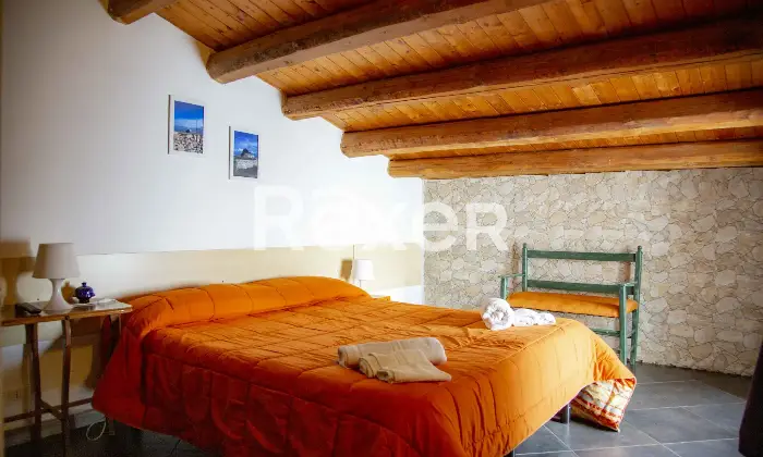 Rexer-Ragusa-Ampia-casa-storica-su-pi-livelli-Altro