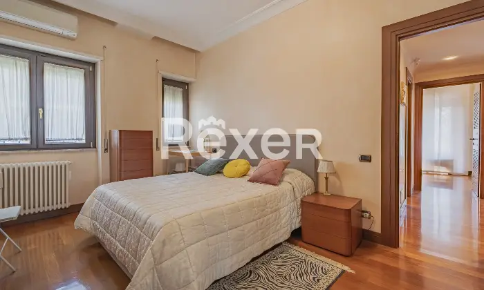 Rexer-Roma-Appartamento-ampio-e-luminoso-con-tripla-esposizione-e-posto-auto-coperto-Altro