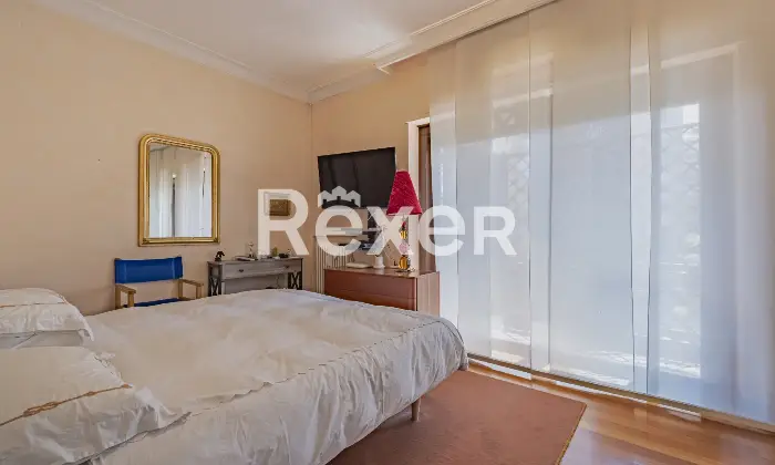 Rexer-Roma-Appartamento-ampio-e-luminoso-con-tripla-esposizione-e-posto-auto-coperto-Altro