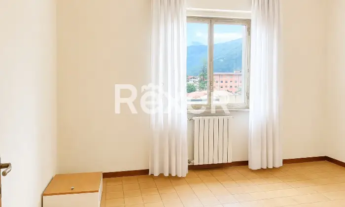 Rexer-Sulmona-Trilocale-con-doppi-servizi-balconi-e-garage-zona-ospedale-Sulmona-Altro