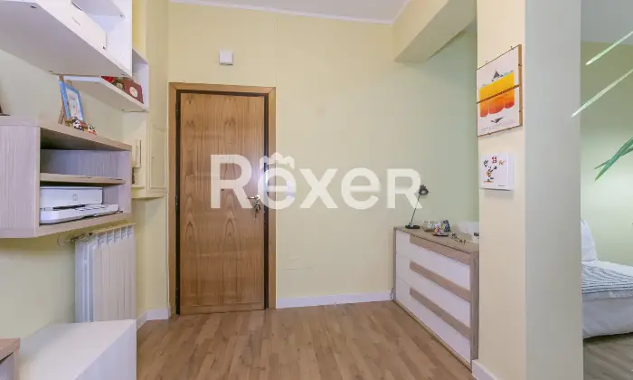 Rexer-Roma-Via-Portuense-appartamento-in-ottimo-stato-Altro