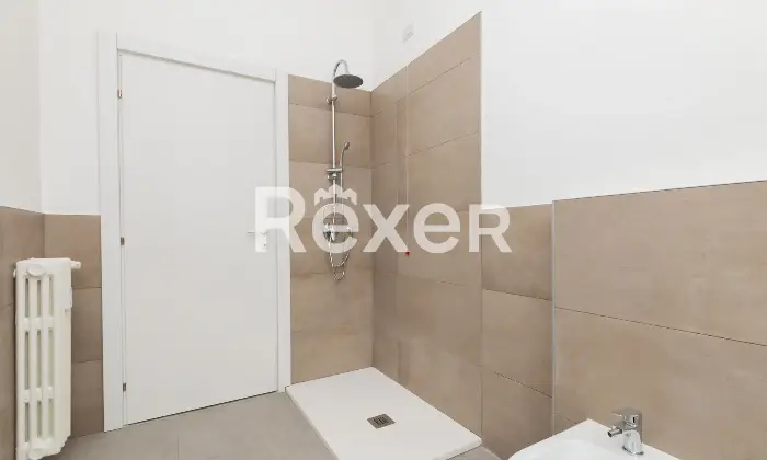 Rexer-Sesto-San-Giovanni-TRE-LOCALI-APPENA-RISTRUTTURATO-Altro