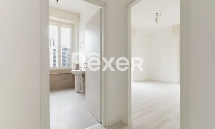 Rexer-Sesto-San-Giovanni-TRE-LOCALI-APPENA-RISTRUTTURATO-Altro