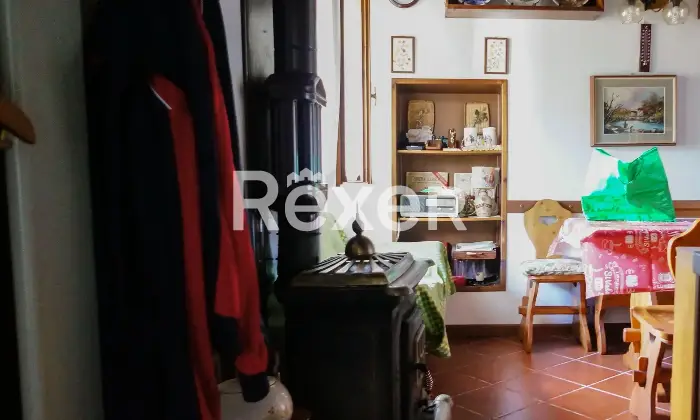 Rexer-Caprezzo-Villetta-a-schiera-in-vendita-in-Via-Montebello-a-Caprezzo-Altro