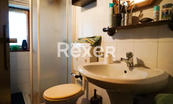 Rexer-Caprezzo-Villetta-a-schiera-in-vendita-in-Via-Montebello-a-Caprezzo-Altro