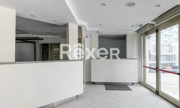 Rexer-RIMINI-Locale-per-lintrattenimento-con-licenze-Altro