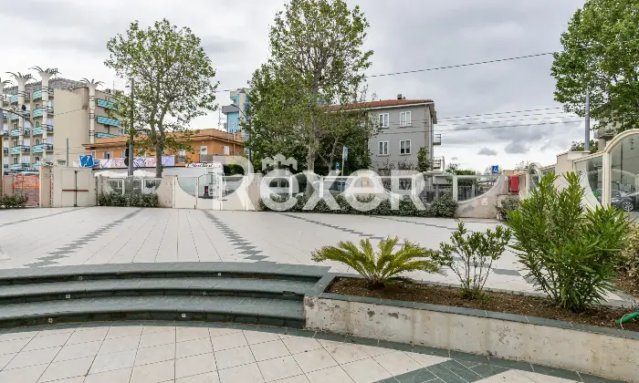 Rexer-RIMINI-Locale-per-lintrattenimento-con-licenze-Altro