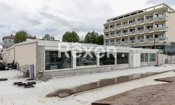 Rexer-RIMINI-Locale-per-lintrattenimento-con-licenze-Altro