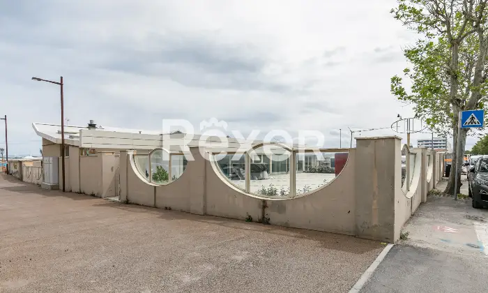 Rexer-RIMINI-Locale-per-lintrattenimento-con-licenze-Altro