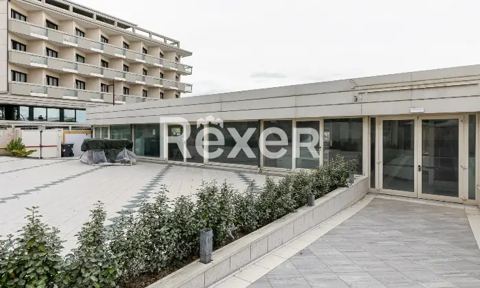 Rexer-RIMINI-Locale-per-lintrattenimento-con-licenze-Altro