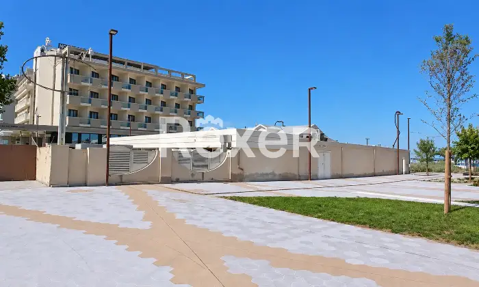 Rexer-RIMINI-Locale-pronto-alluso-ristorazione-e-intrattenimento-Altro