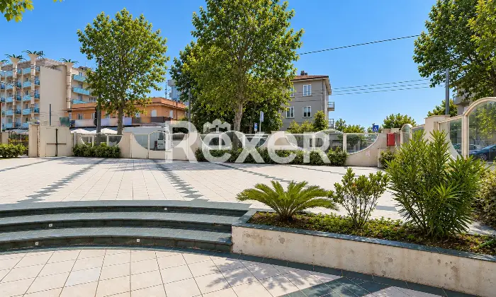 Rexer-RIMINI-Locale-pronto-alluso-ristorazione-e-intrattenimento-Altro