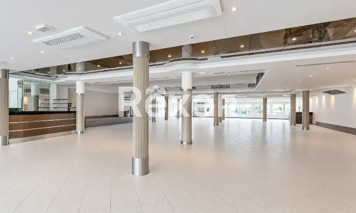 Rexer-RIMINI-Locale-pronto-alluso-ristorazione-e-intrattenimento-Altro