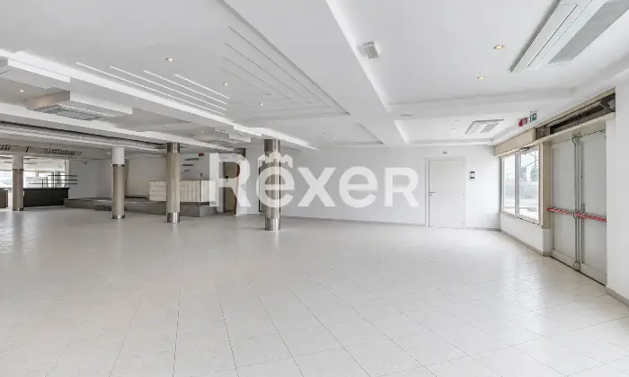 Rexer-RIMINI-Locale-pronto-alluso-ristorazione-e-intrattenimento-Altro