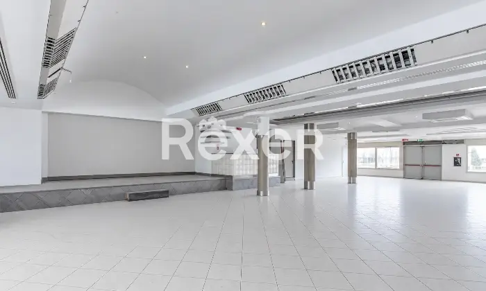 Rexer-RIMINI-Locale-pronto-alluso-ristorazione-e-intrattenimento-Altro