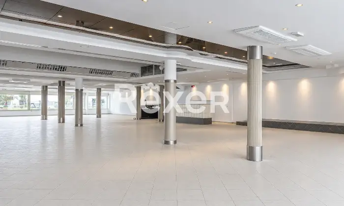 Rexer-RIMINI-Locale-pronto-alluso-ristorazione-e-intrattenimento-Altro