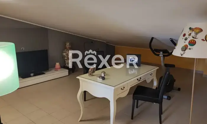 Rexer-Canino-Vendesi-appartamenti-indipendenti-in-Via-Guido-Caratelli-a-Canino-Altro