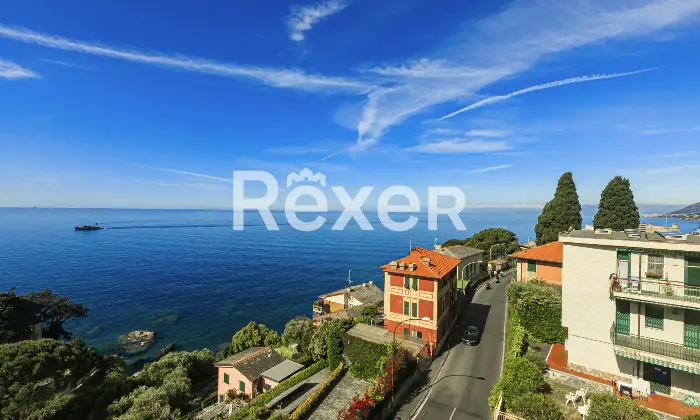 Rexer-Recco-Appartamento-con-Terrazzo-Fronte-Mare-e-Box-Auto-Altro