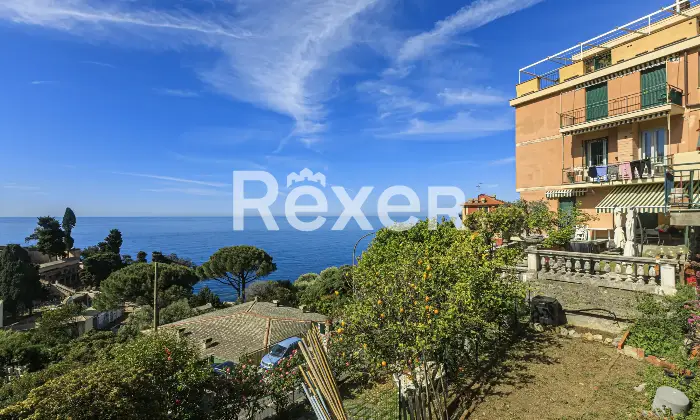 Rexer-Recco-Appartamento-con-Terrazzo-Fronte-Mare-e-Box-Auto-Altro