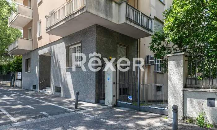 Rexer-Bologna-NUDA-PROPRIETA-Appartamento-con-balcone-e-garage-Altro