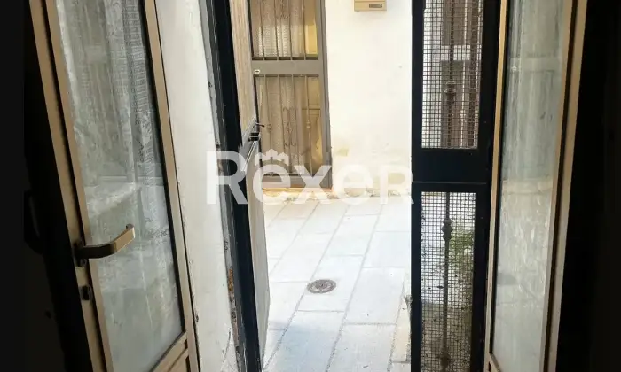 Rexer-Ischitella-Casa-su-due-piani-in-vendita-in-Via-Pietro-Giannone-ad-Ischitella-Altro