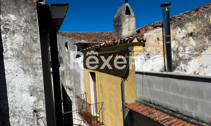 Rexer-Ischitella-Casa-su-due-piani-in-vendita-in-Via-Pietro-Giannone-ad-Ischitella-Altro