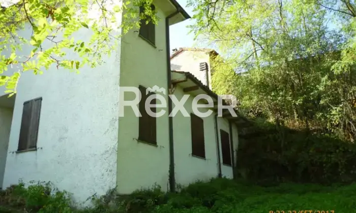 Rexer-Alta-Val-Tidone-Complesso-rurale-in-vendita-in-localit-La-Cannavuzza-ad-Alta-Val-Tidone-Altro