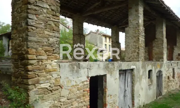 Rexer-Alta-Val-Tidone-Complesso-rurale-in-vendita-in-localit-La-Cannavuzza-ad-Alta-Val-Tidone-Altro