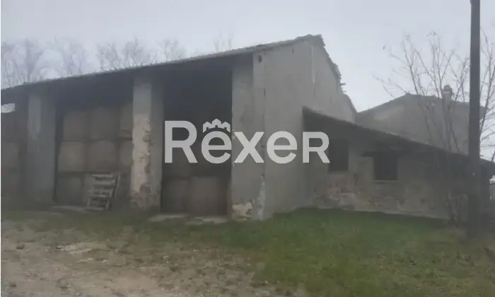 Rexer-Alta-Val-Tidone-Complesso-rurale-in-vendita-in-localit-La-Cannavuzza-ad-Alta-Val-Tidone-Altro