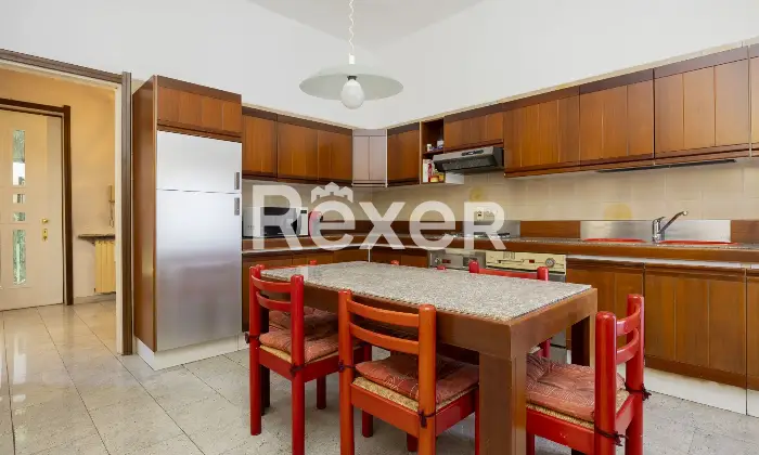 Rexer-Concorezzo-Concorezzo-Villa-singola-di-mq-con-taverna-e-giardino-di-mq-Altro