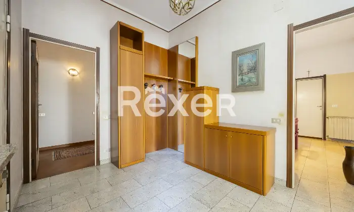 Rexer-Concorezzo-Concorezzo-Villa-singola-di-mq-con-taverna-e-giardino-di-mq-Altro