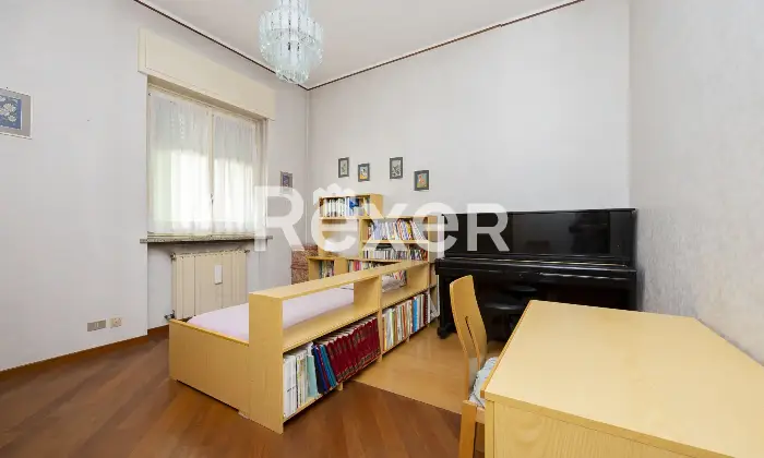 Rexer-Concorezzo-Concorezzo-Villa-singola-di-mq-con-taverna-e-giardino-di-mq-Altro
