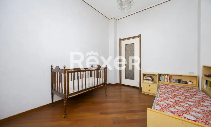 Rexer-Concorezzo-Concorezzo-Villa-singola-di-mq-con-taverna-e-giardino-di-mq-Altro