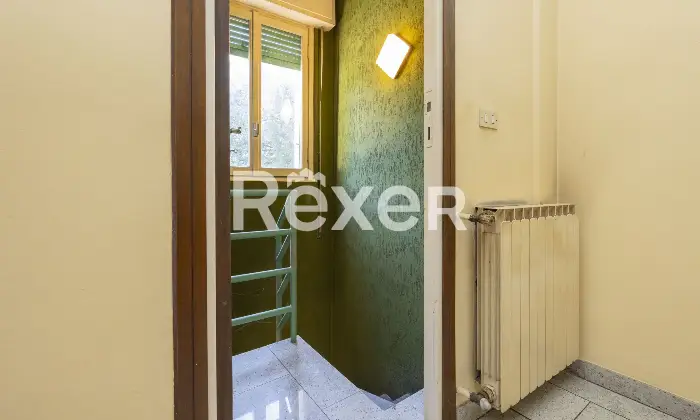 Rexer-Concorezzo-Concorezzo-Villa-singola-di-mq-con-taverna-e-giardino-di-mq-Altro