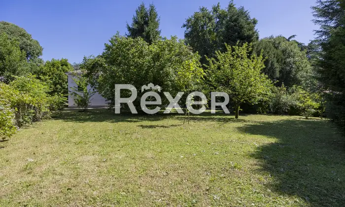 Rexer-Concorezzo-Concorezzo-Villa-singola-di-mq-con-taverna-e-giardino-di-mq-Altro