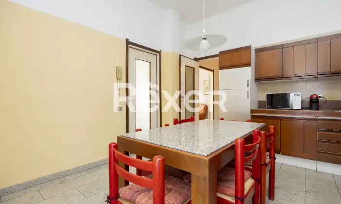Rexer-Concorezzo-Concorezzo-Villa-singola-di-mq-con-taverna-e-giardino-di-mq-Altro