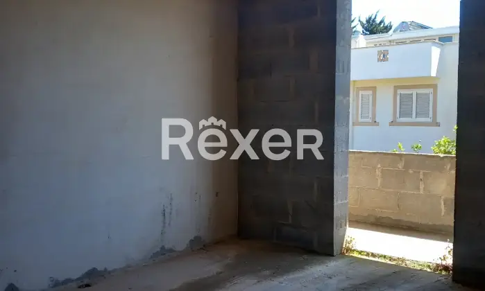 Rexer-PresicceAcquarica-Fabbricato-indipendente-allo-stato-rustico-Altro
