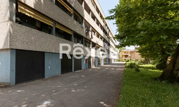 Rexer-Binasco-Ampio-Locali-con-box-auto-e-balcone-panoramico-Altro