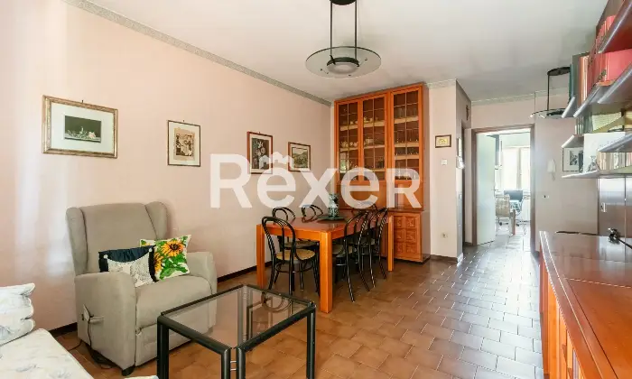 Rexer-Binasco-Ampio-Locali-con-box-auto-e-balcone-panoramico-Altro