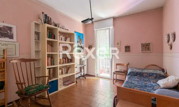 Rexer-Binasco-Ampio-Locali-con-box-auto-e-balcone-panoramico-Altro
