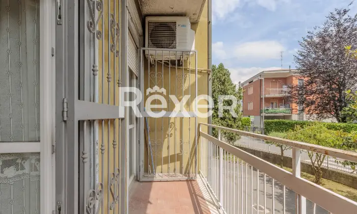Rexer-Grassobbio-Trilocale-con-garage-e-cantina-in-buono-stato-Altro