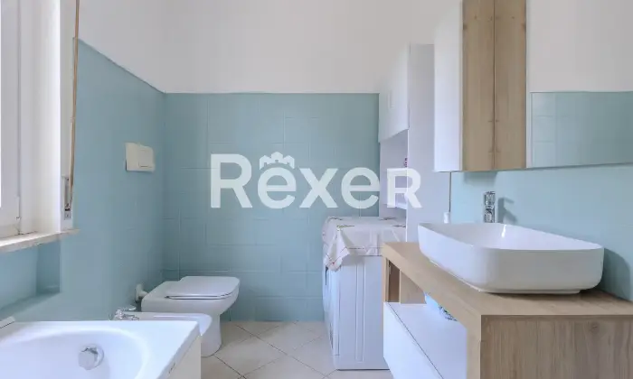 Rexer-Grassobbio-Trilocale-con-garage-e-cantina-in-buono-stato-Altro