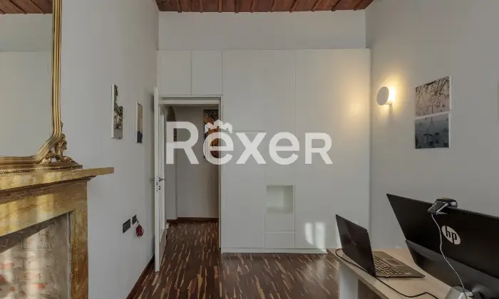Rexer-Bergamo-Appartamento-ristrutturato-in-stabile-depoca-con-box-di-ampia-metratura-Altro