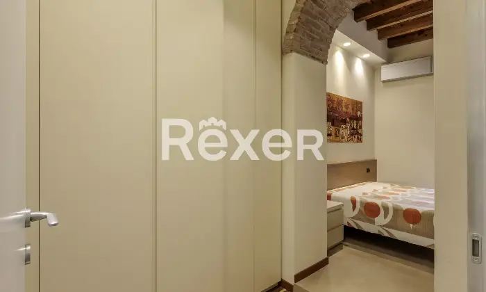 Rexer-Bergamo-Appartamento-ristrutturato-in-stabile-depoca-con-box-di-ampia-metratura-Altro
