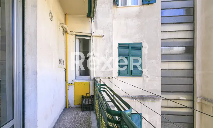 Rexer-Genova-VENDESILUMINOSO-APPARTAMENTO-MQ-PIU-BOX-MQ-EURO-Altro