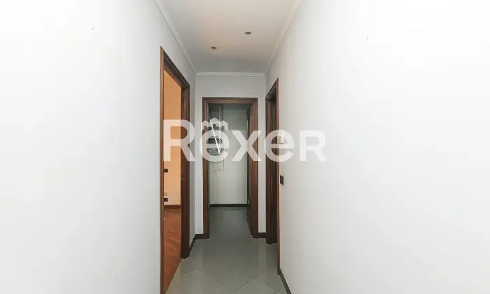 Rexer-Genova-VENDESILUMINOSO-APPARTAMENTO-MQ-PIU-BOX-MQ-EURO-Altro
