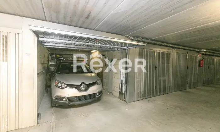 Rexer-Genova-VENDESILUMINOSO-APPARTAMENTO-MQ-PIU-BOX-MQ-EURO-Altro