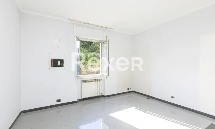 Rexer-Genova-VENDESILUMINOSO-APPARTAMENTO-MQ-PIU-BOX-MQ-EURO-Altro